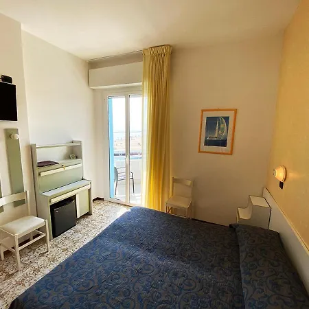 Levante 4*
